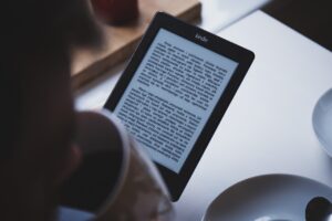 Czy warto czytać ebooki?